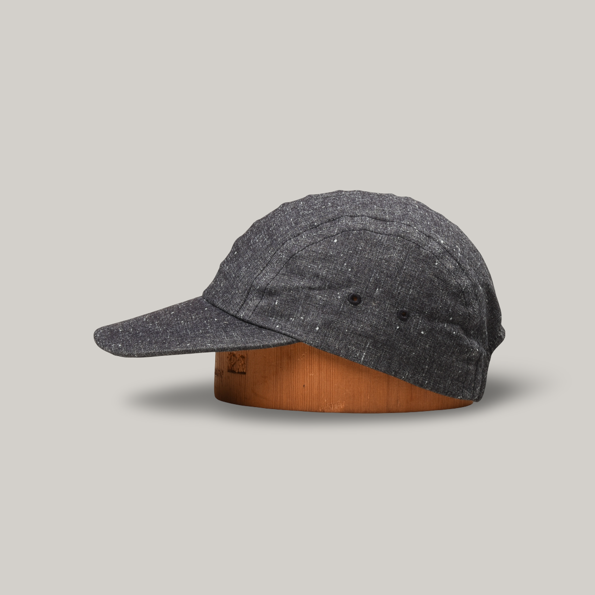ANONYMOUS ISM LINEN BLEND CHAMBRAY KYOTO CAP - NAVY