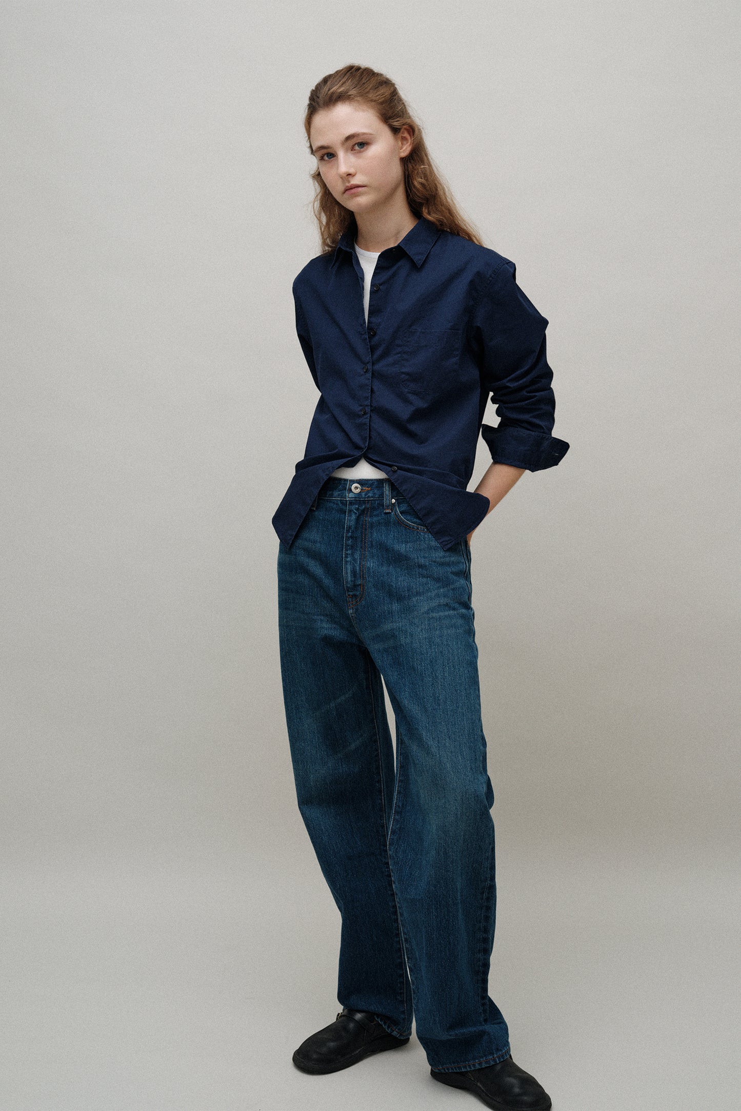 NOTHING WRITTEN CLASSIC STANDARD COTTON SHIRT - ROYAL NAVY