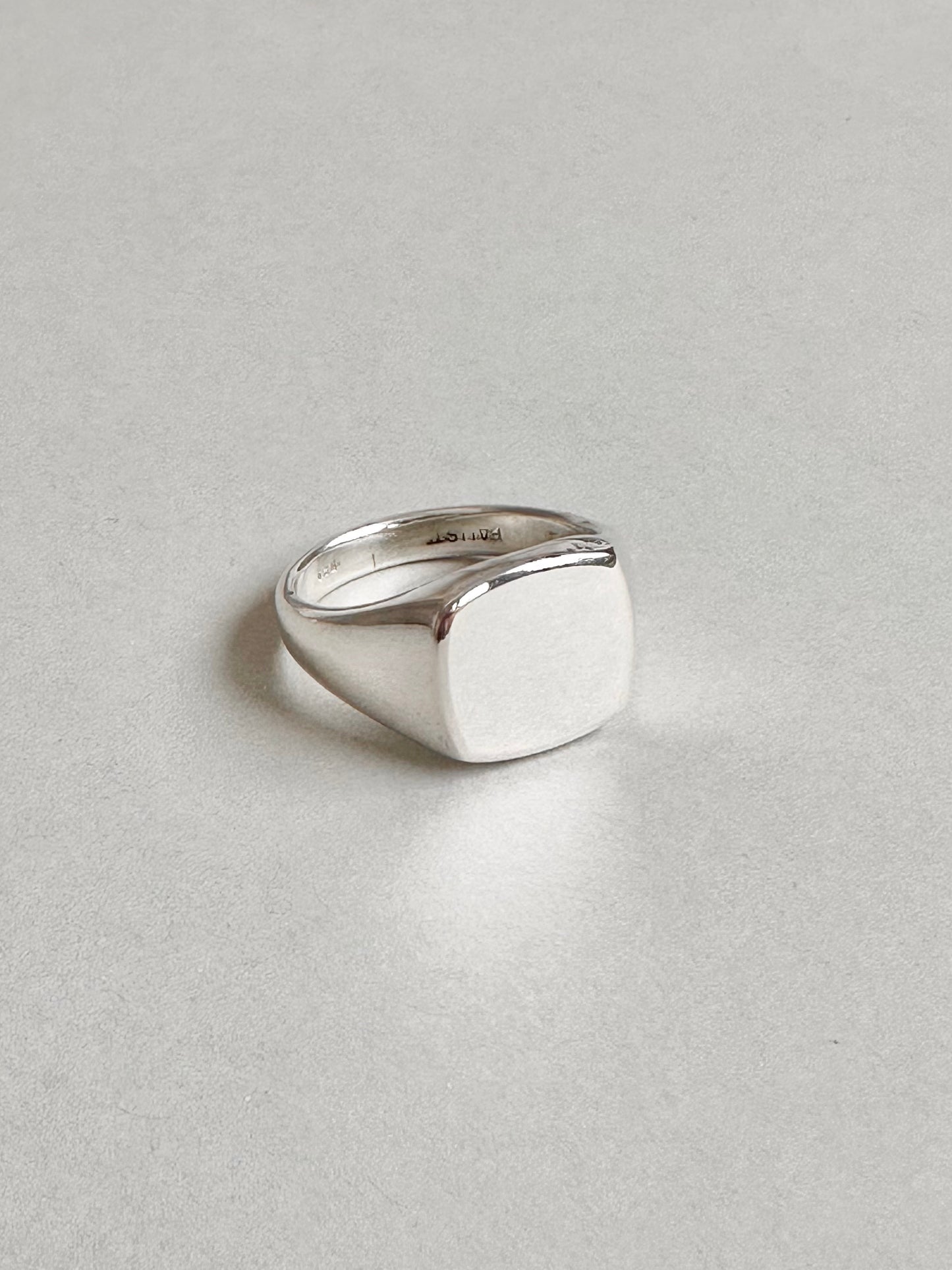 FAUST WORKSHOP CUSHION SIGNET RING - SILVER