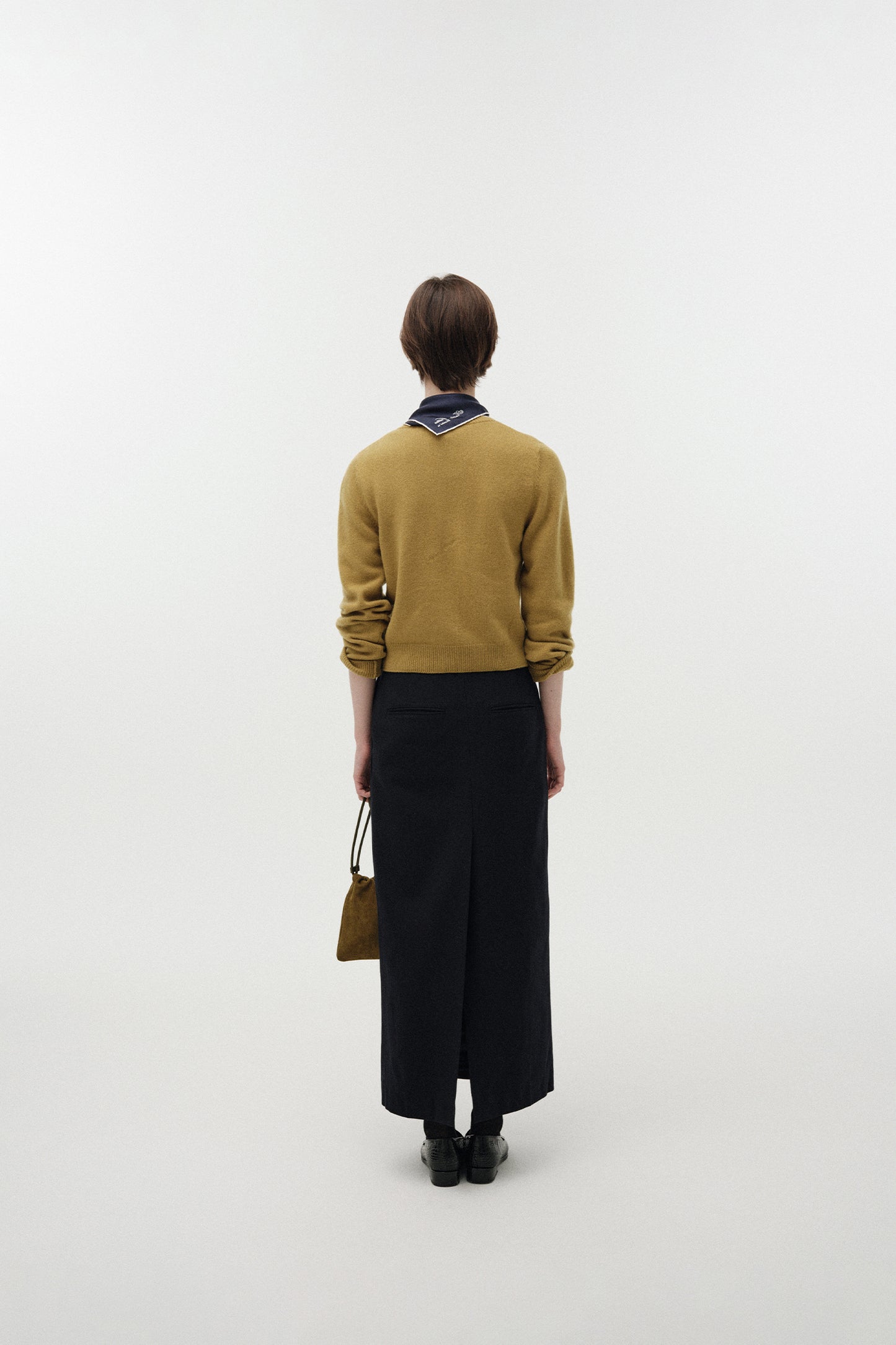 NOTHING WRITTEN DIENE ROUND CARDIGAN - OLIVE