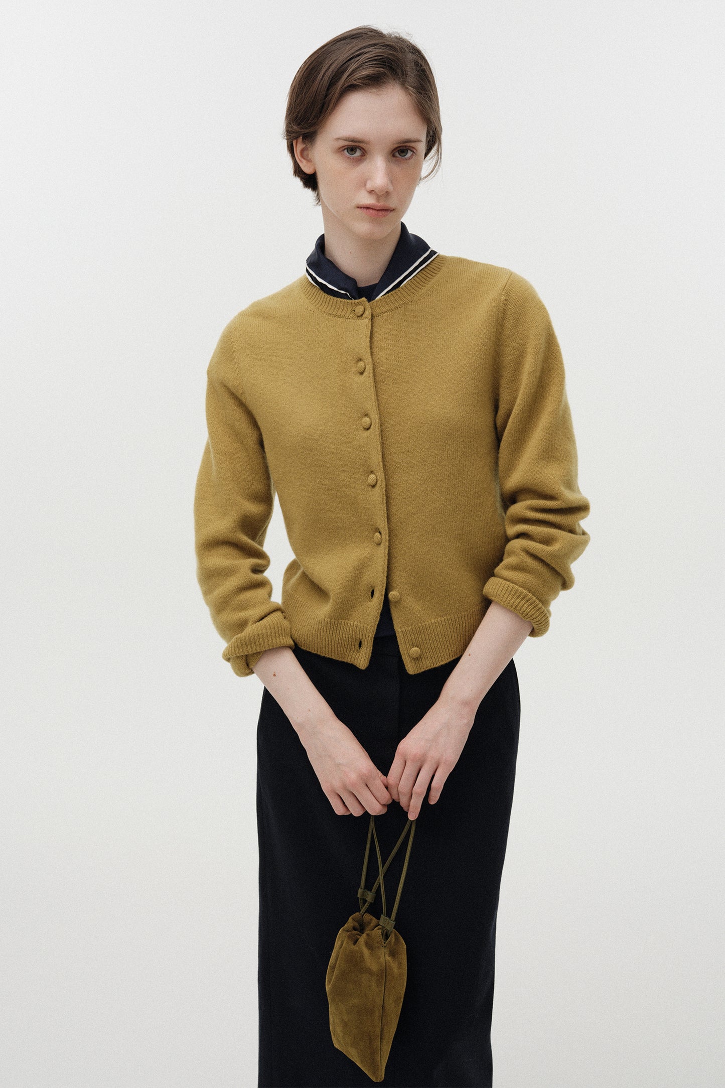 NOTHING WRITTEN DIENE ROUND CARDIGAN - OLIVE