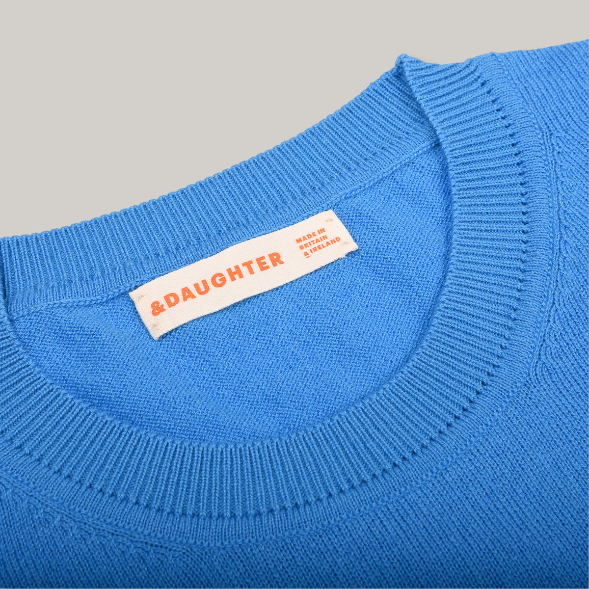 &DAUGHTER EMER CASHMERE T-SHIRT - AZORES BLUE
