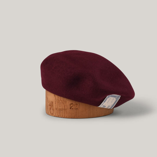 H.W. DOG & CO.  BASIC BERET - WINE