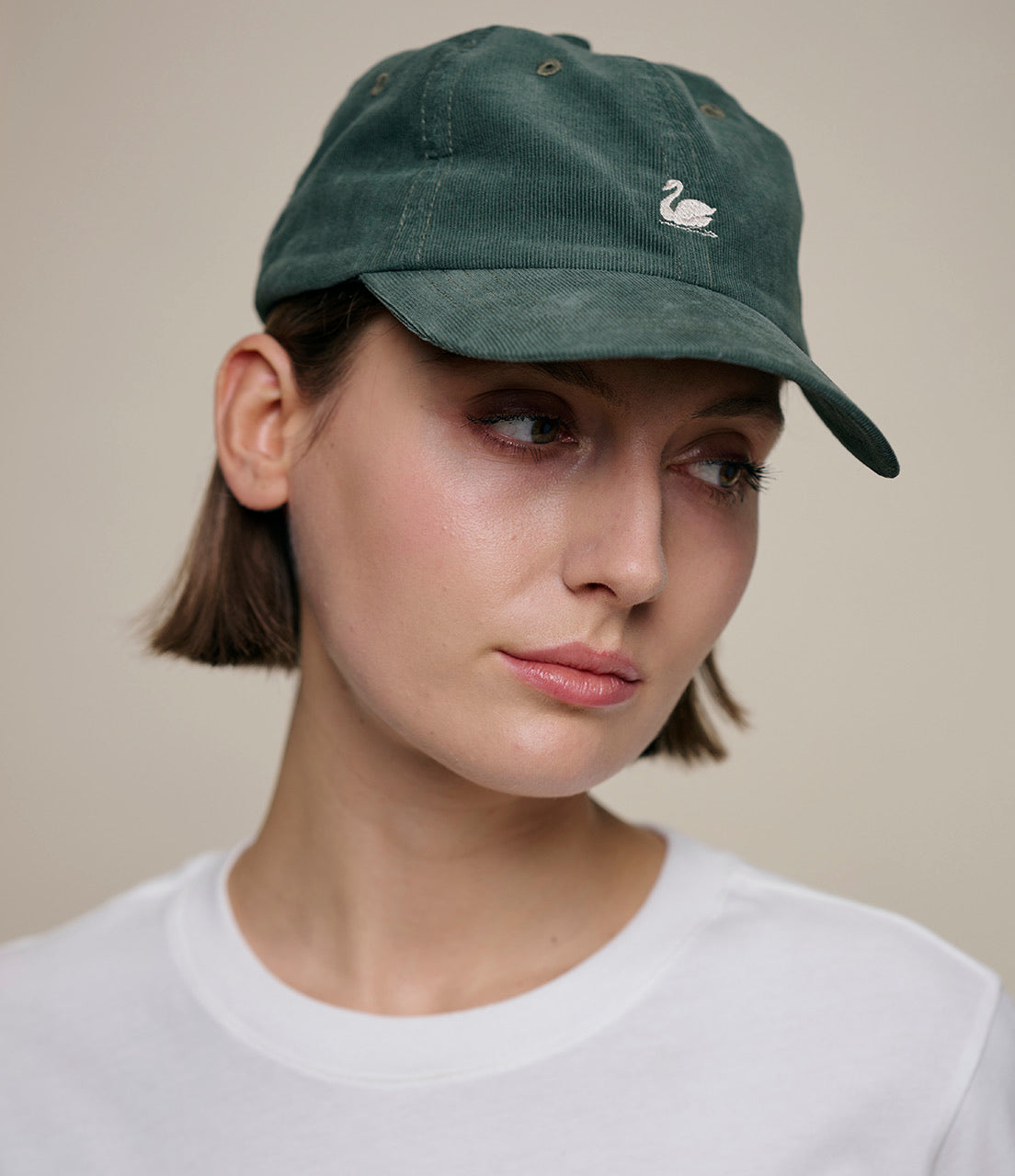 MERZ B. SCHWANEN CORDUROY SWAN LOGO CAP - FOREST