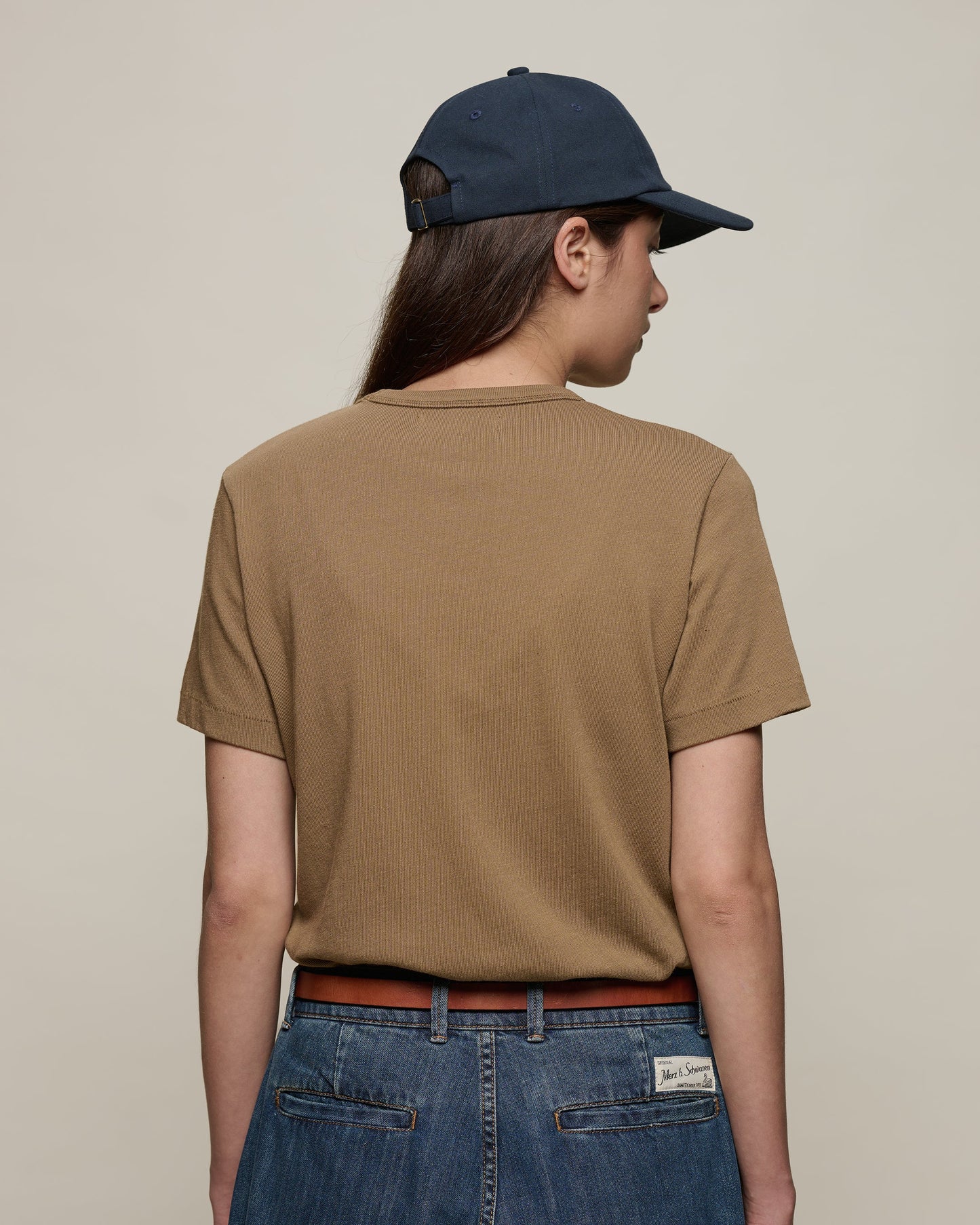 MERZ B. SCHWANEN WOMEN'S T-SHIRT - DUSTED KHAKI