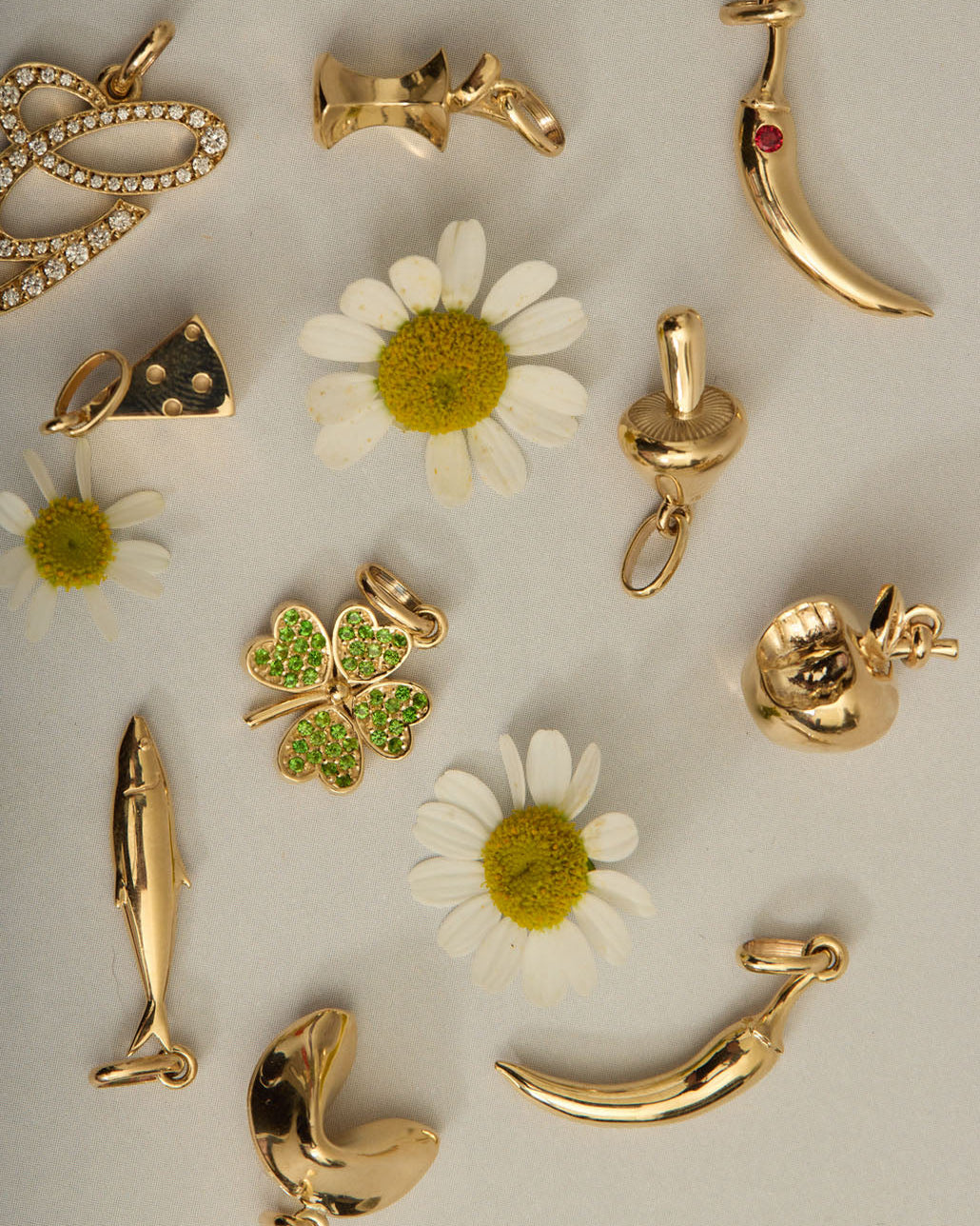 MEADOWLARK BITTEN APPLE CHARM NECKLACE - GOLD PLATED