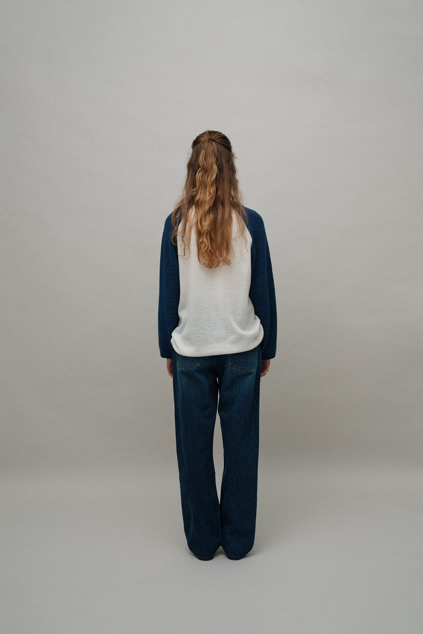 NOTHING WRITTEN PALIE RAGLAN PULLOVER - IVORY/ BLUE