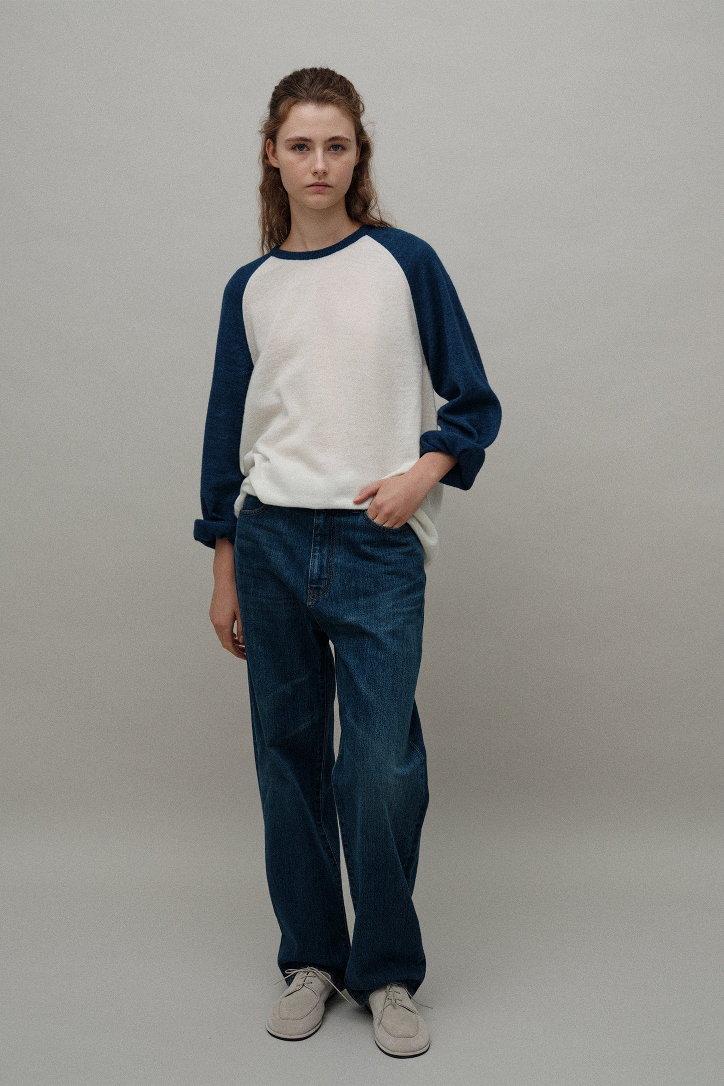 NOTHING WRITTEN PALIE RAGLAN PULLOVER - IVORY/ BLUE