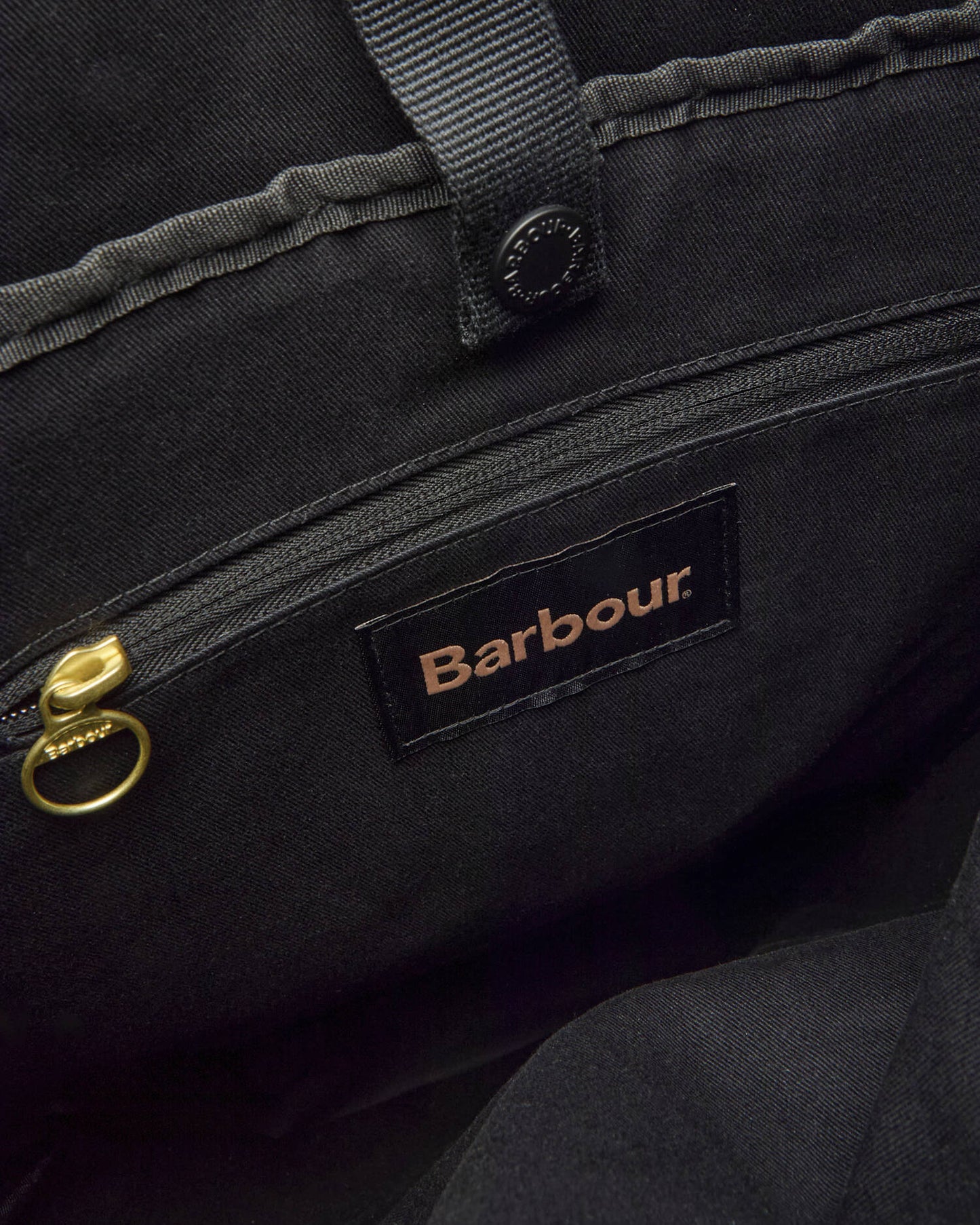 BARBOUR TRANSPORT FOLDOVER BACKPACK - NAVY