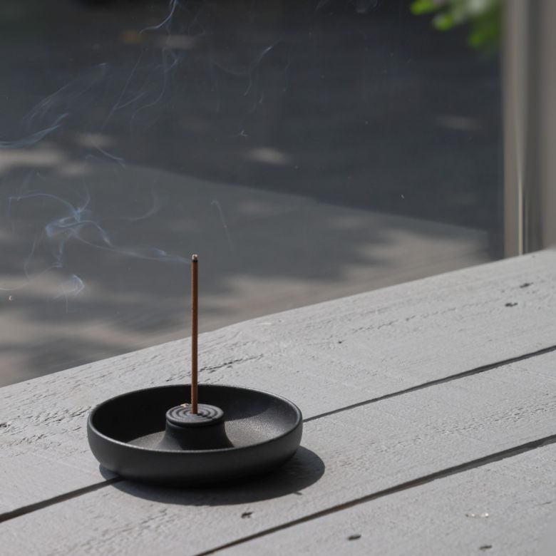 SAUCER INCENSE HOLDER