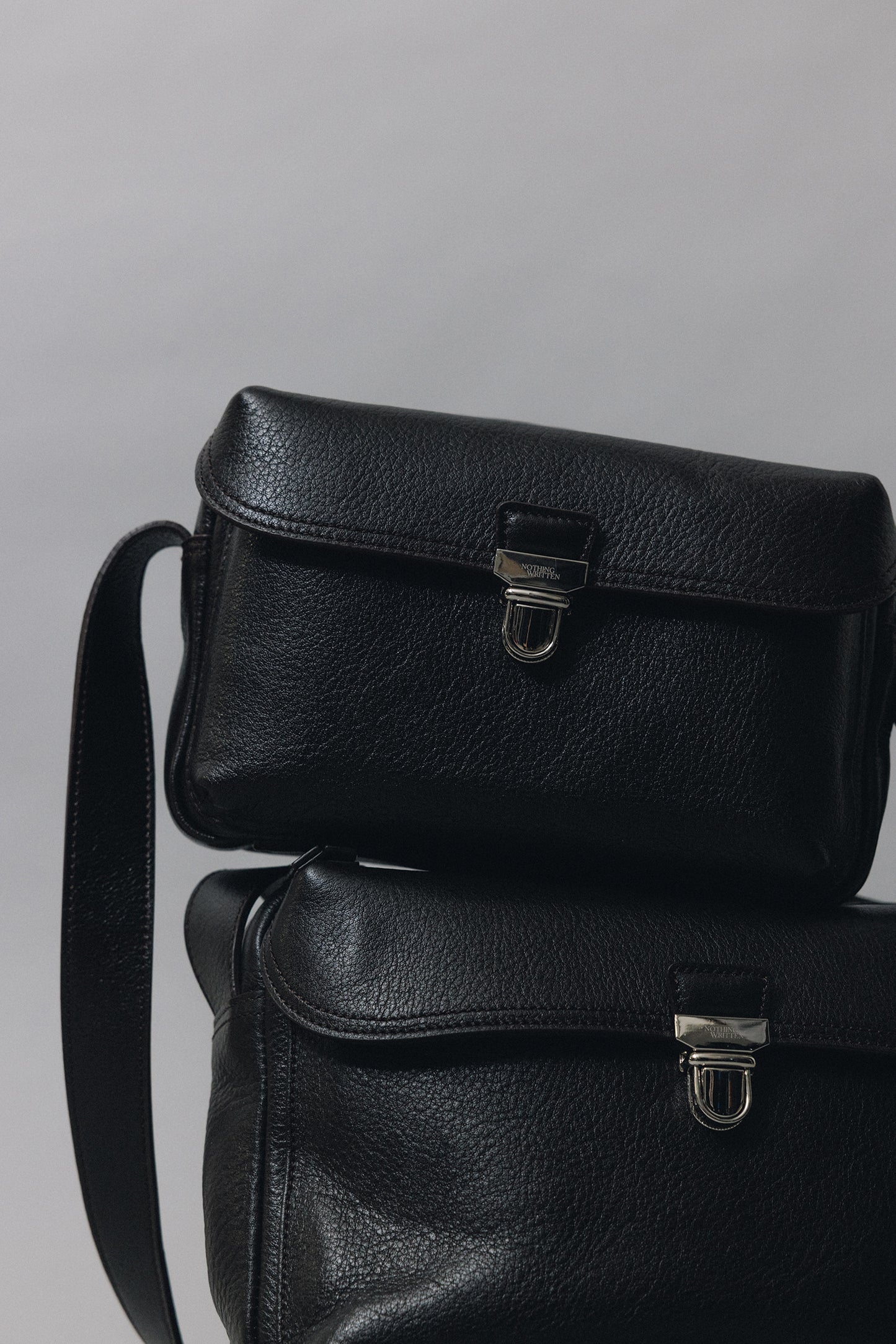 NOTHING WRITTEN PETIT FRAME BAG - DARK BROWNIE