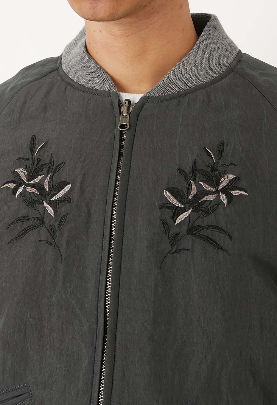BLUE BLUE JAPAN 'HANA NI TORA' REVERSIBLE SOUVENIR JACKET - BLACK