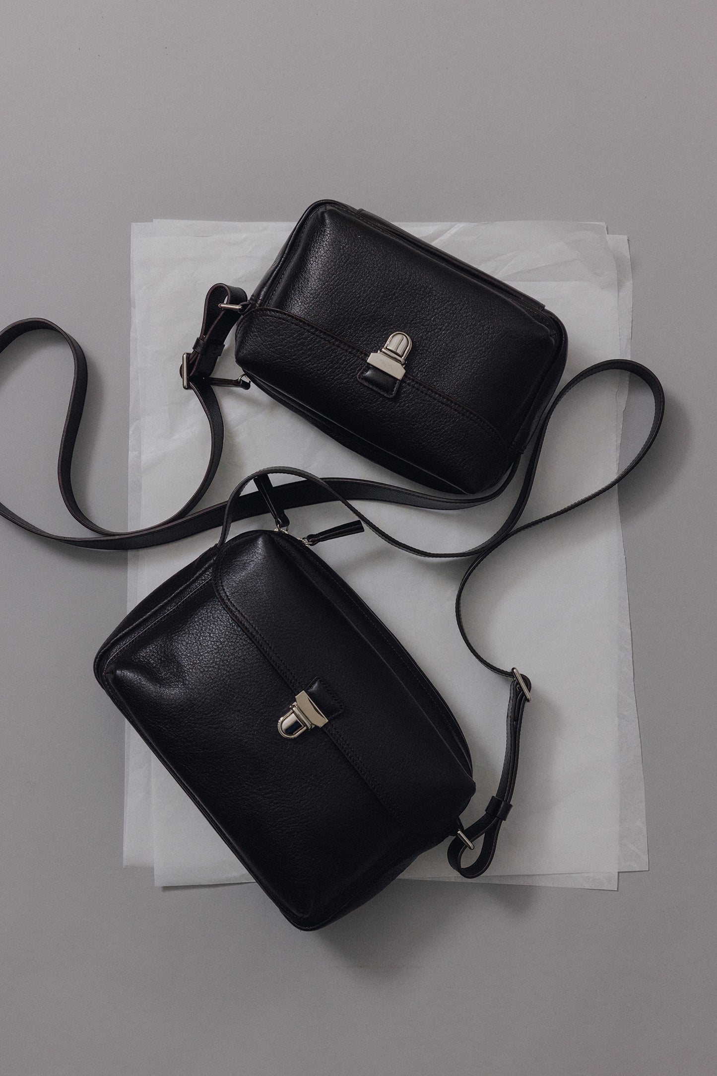 NOTHING WRITTEN PETIT FRAME BAG - DARK BROWNIE