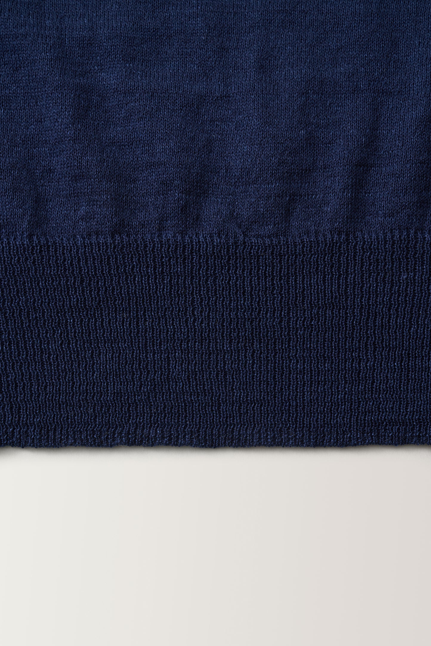 NOTHNG WRITTEN ROLA LINEN SLEEVELESS - NAVY