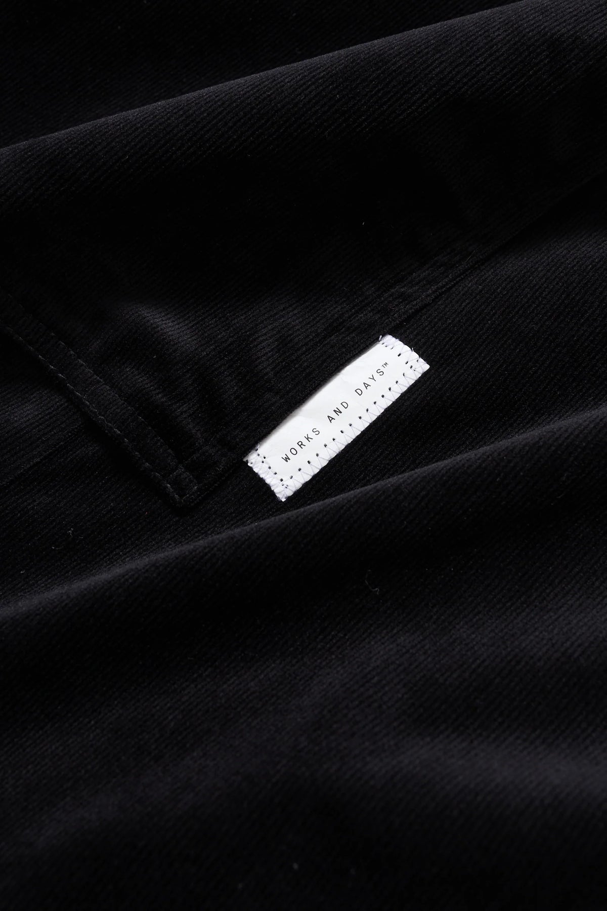 WORKS AND DAYS - CORDUROY TRAINING ZIP JACKET - BLACK