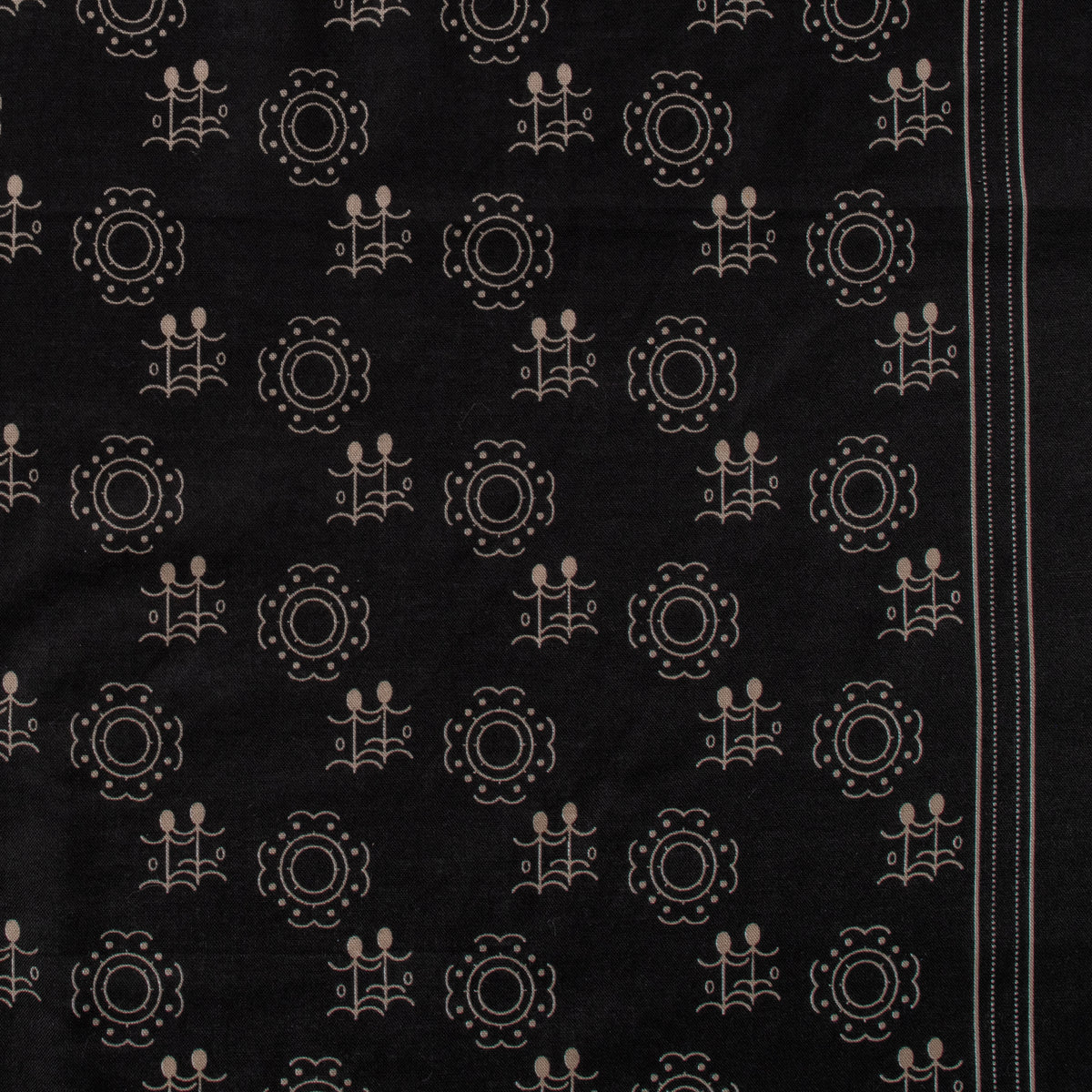 ONE EAR BRAND "SUN AND PLANT" - ANILINE BLACK