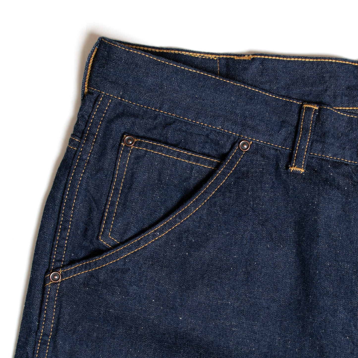 FIT'S LIKE A HUG JEANS