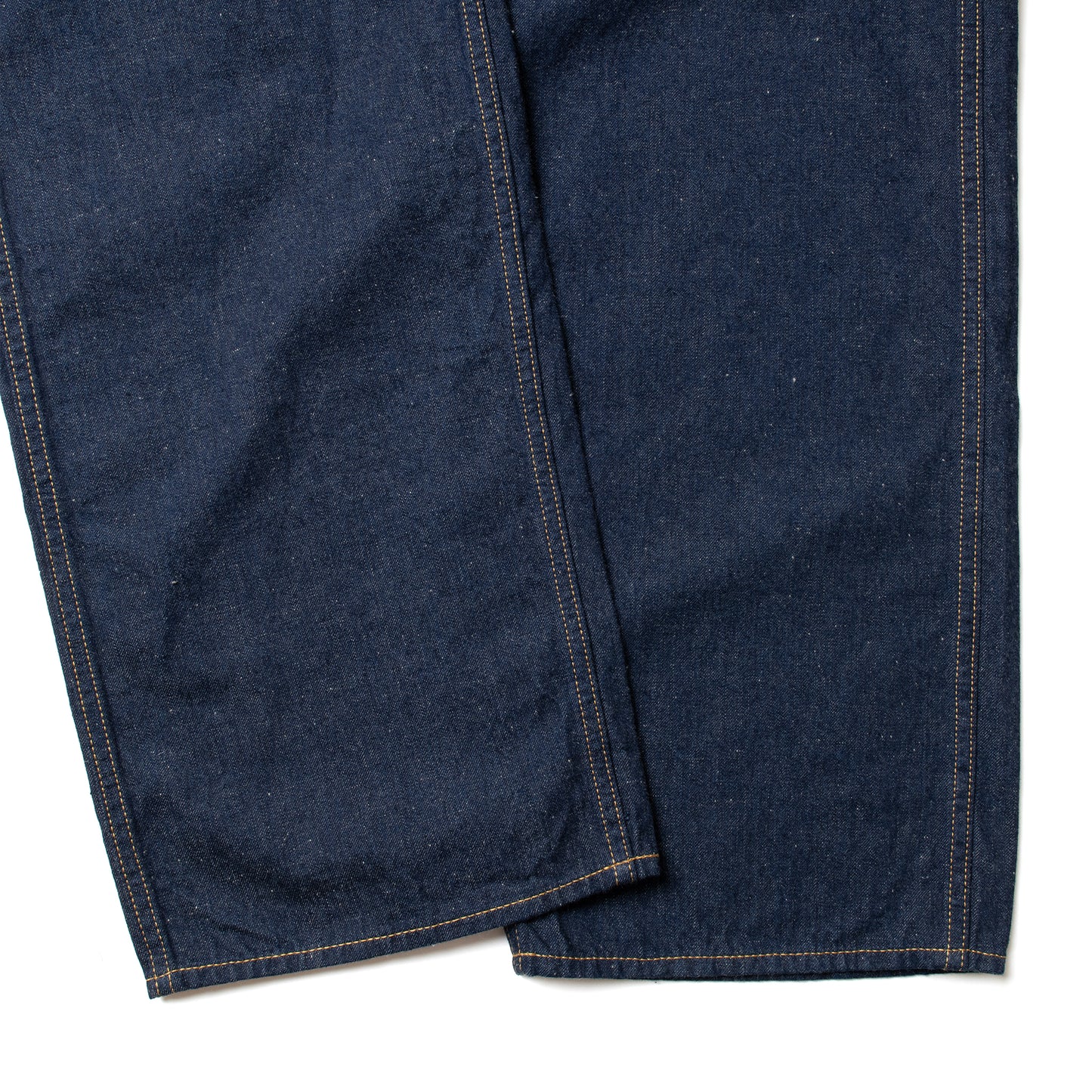 FIT'S LIKE A HUG JEANS