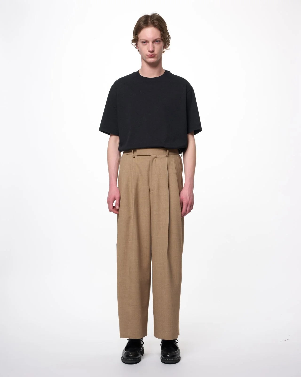 MARKA DOUBLE PLEATED BAGGY TROUSERS - BEIGE
