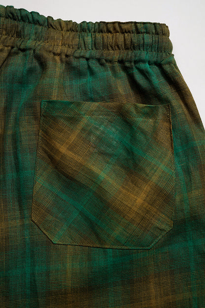 NIGEL CABOURN MAINLINE HEMP CHECK GYM SHORT - GREEN