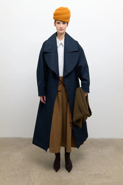 CAWLEY BRITISH COTTON GABARDINE AGNES MAC - NAVY/ TAN