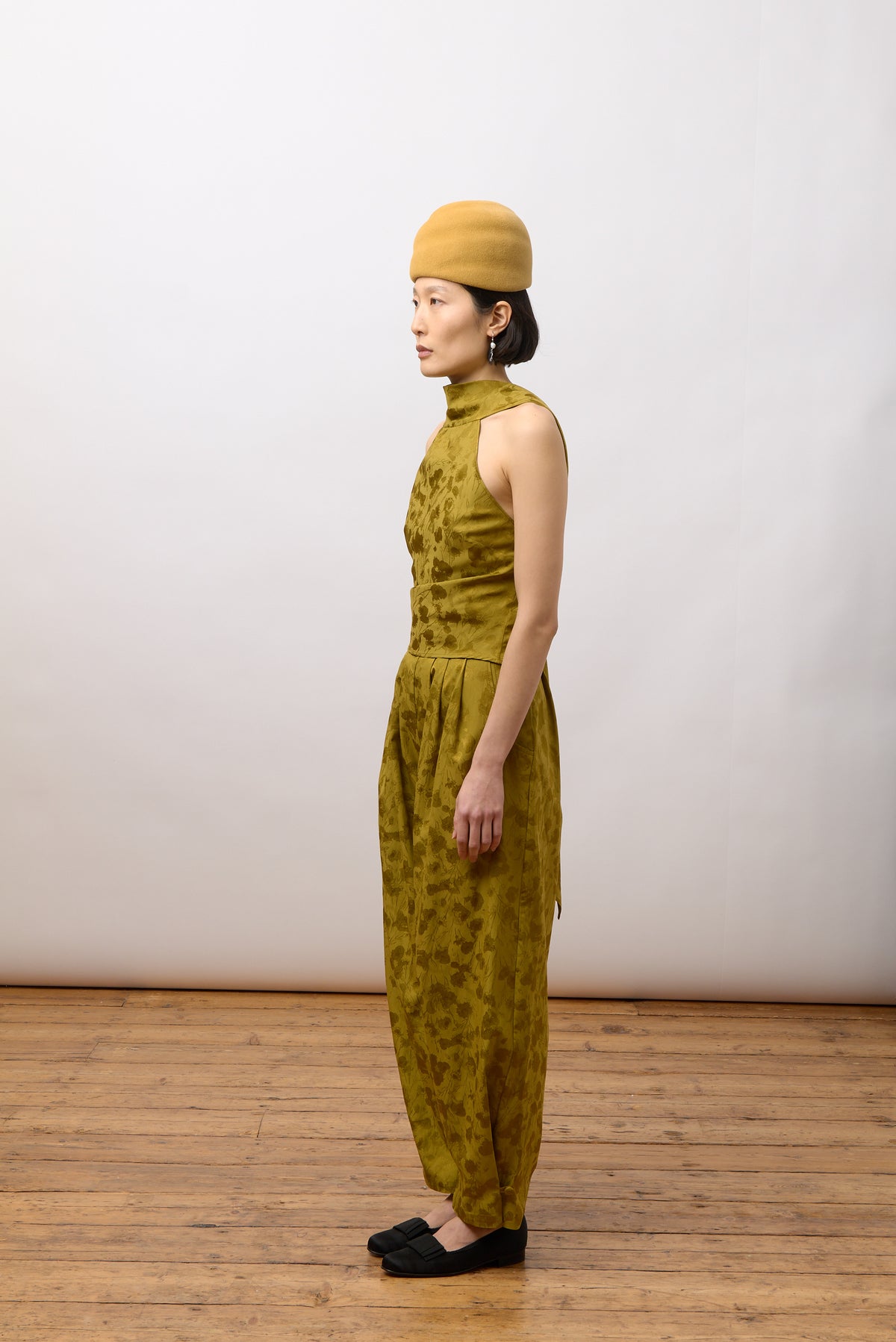 CAWLEY FLORAL JACQUARD BARBARA PLEATED TROUSER - GOLDEN OCHRE