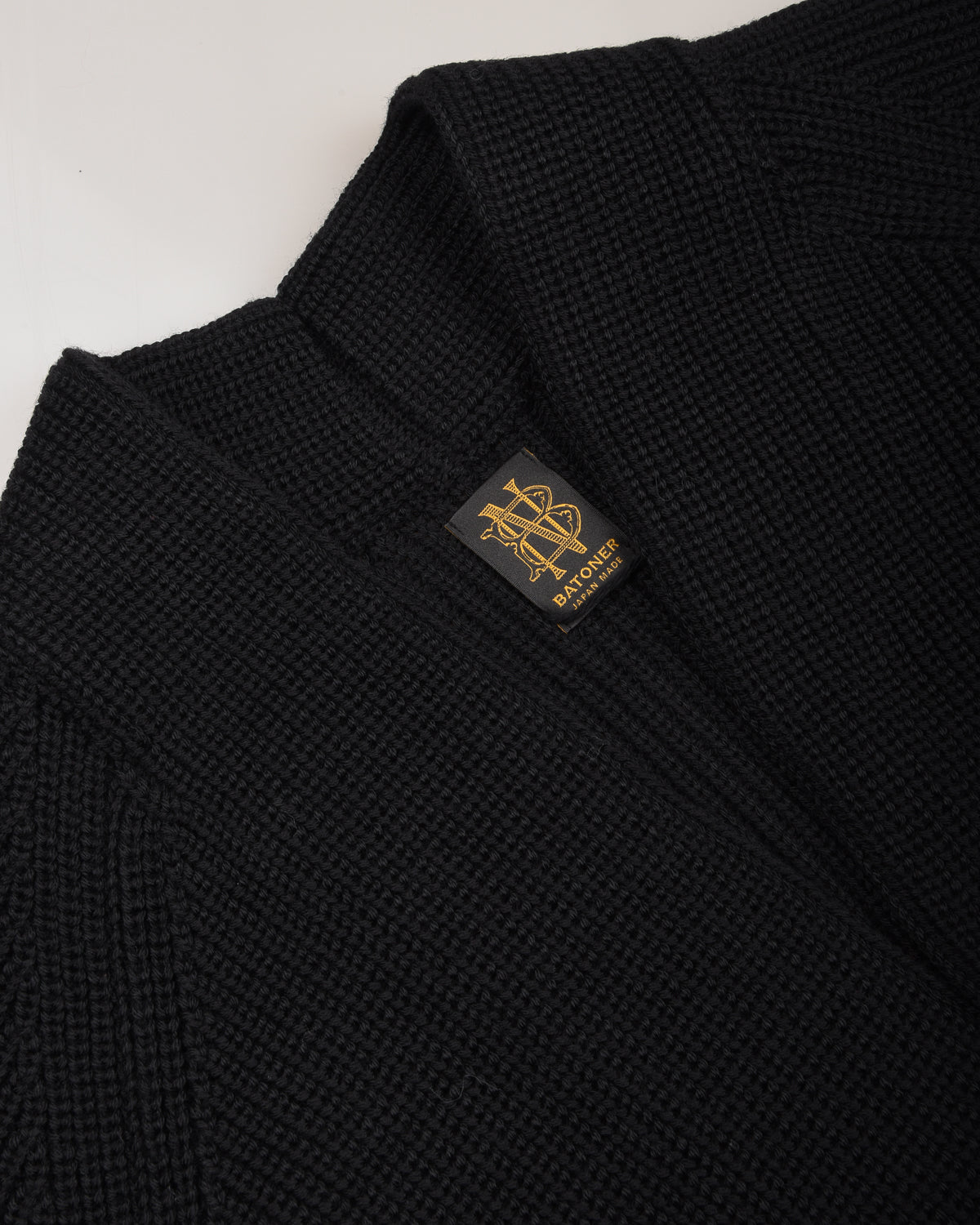 BATONER WOOL SIGNATURE SHAWL COLLAR CARDIGAN - BLACK