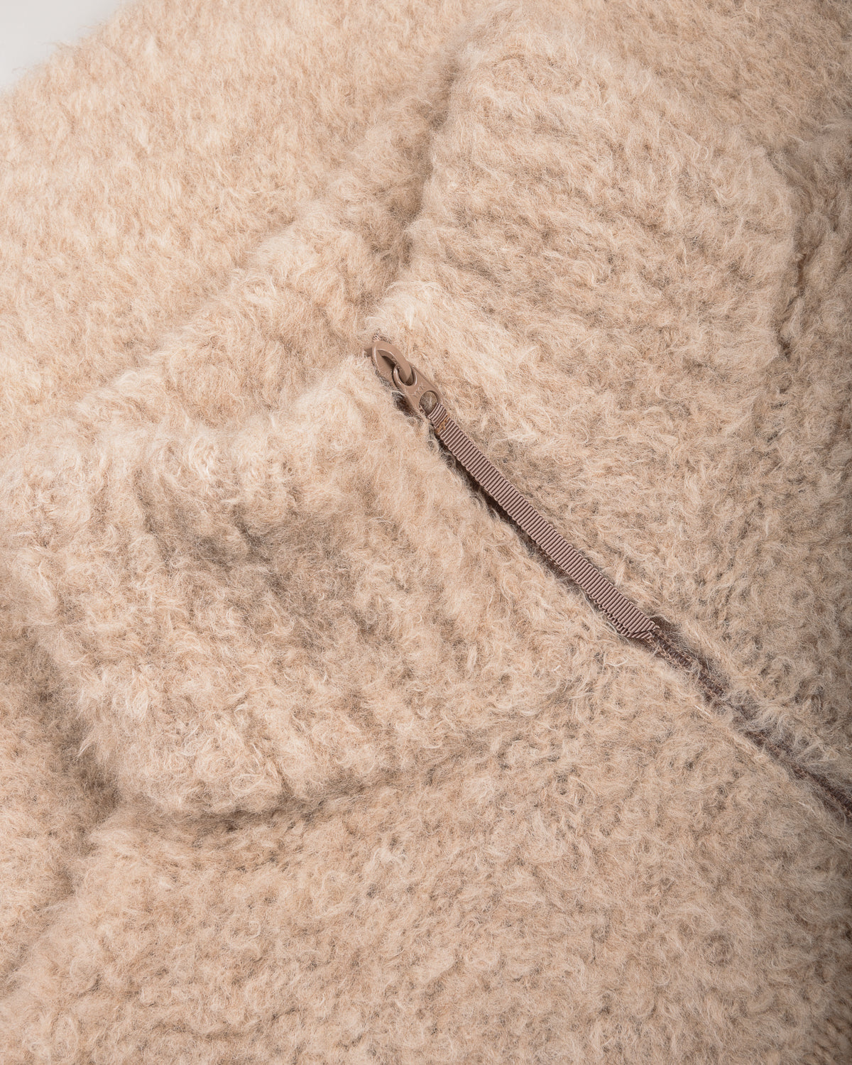 BATONER SHETLAND BOA ZIP UP BLOUSON - BEIGE