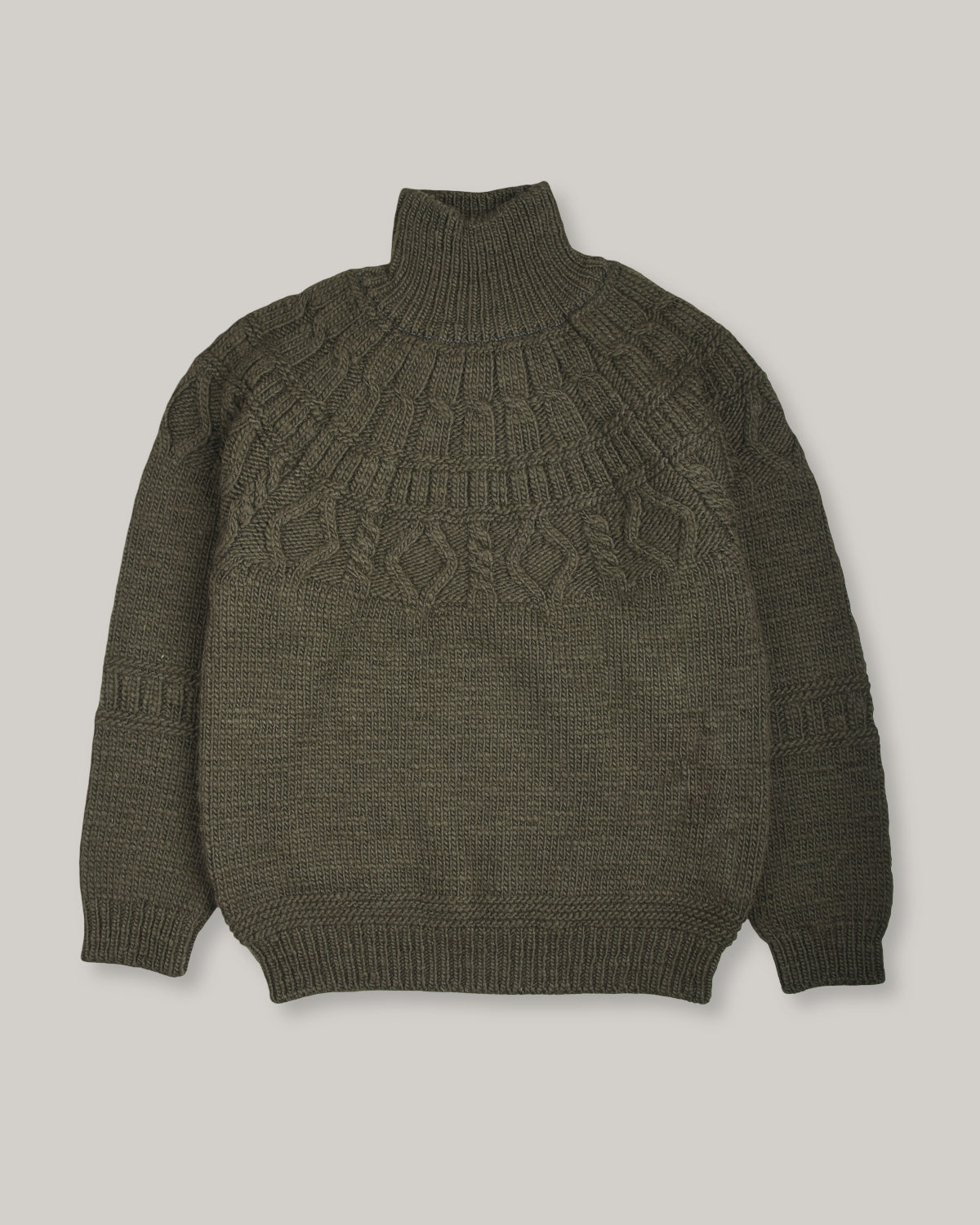 BATONER SPREAD ARAN TURTLE NECK - OLIVE