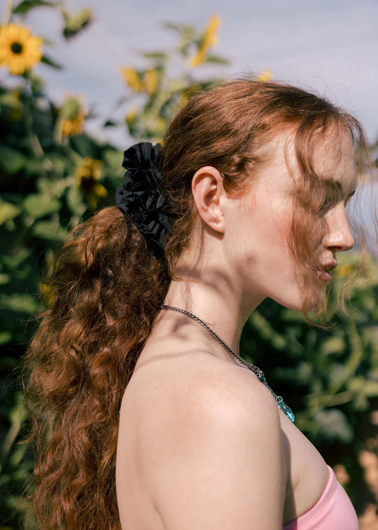 A BRONZE AGE - BIZZY SCRUNCHIE - BLACK
