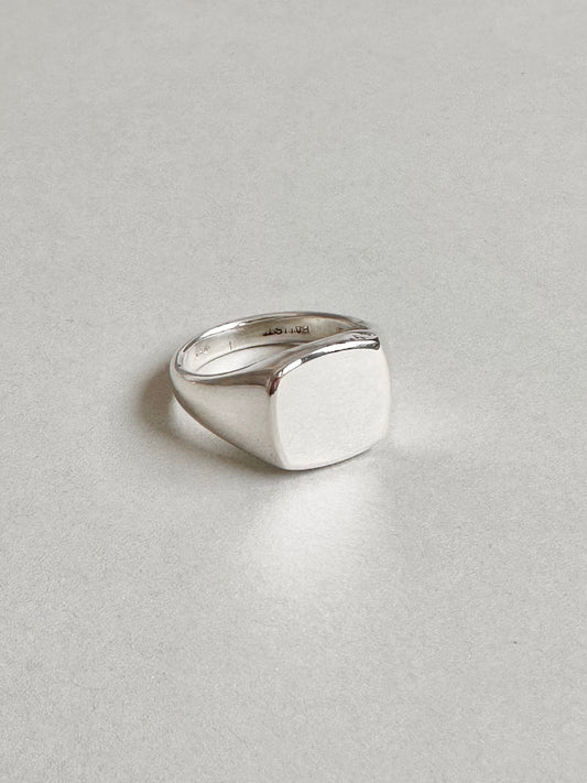 FAUST WORKSHOP CUSHION SIGNET RING - SILVER