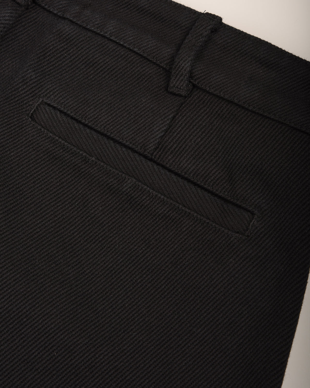 GRÅBRODERN EKE CHINO - BLACK TWILL