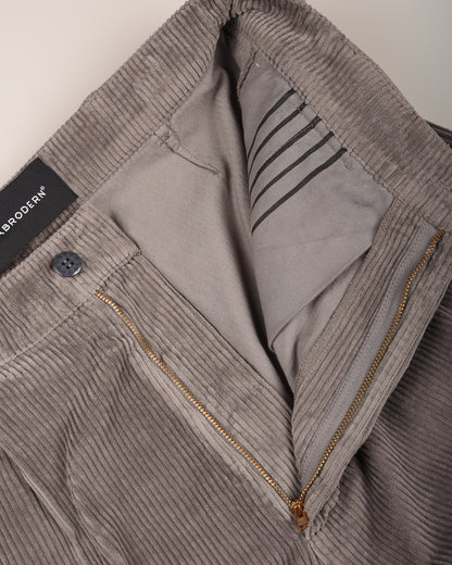 GRÅBRODERN EKE CHINO - WIDE CORDUROY - STEEL GREY
