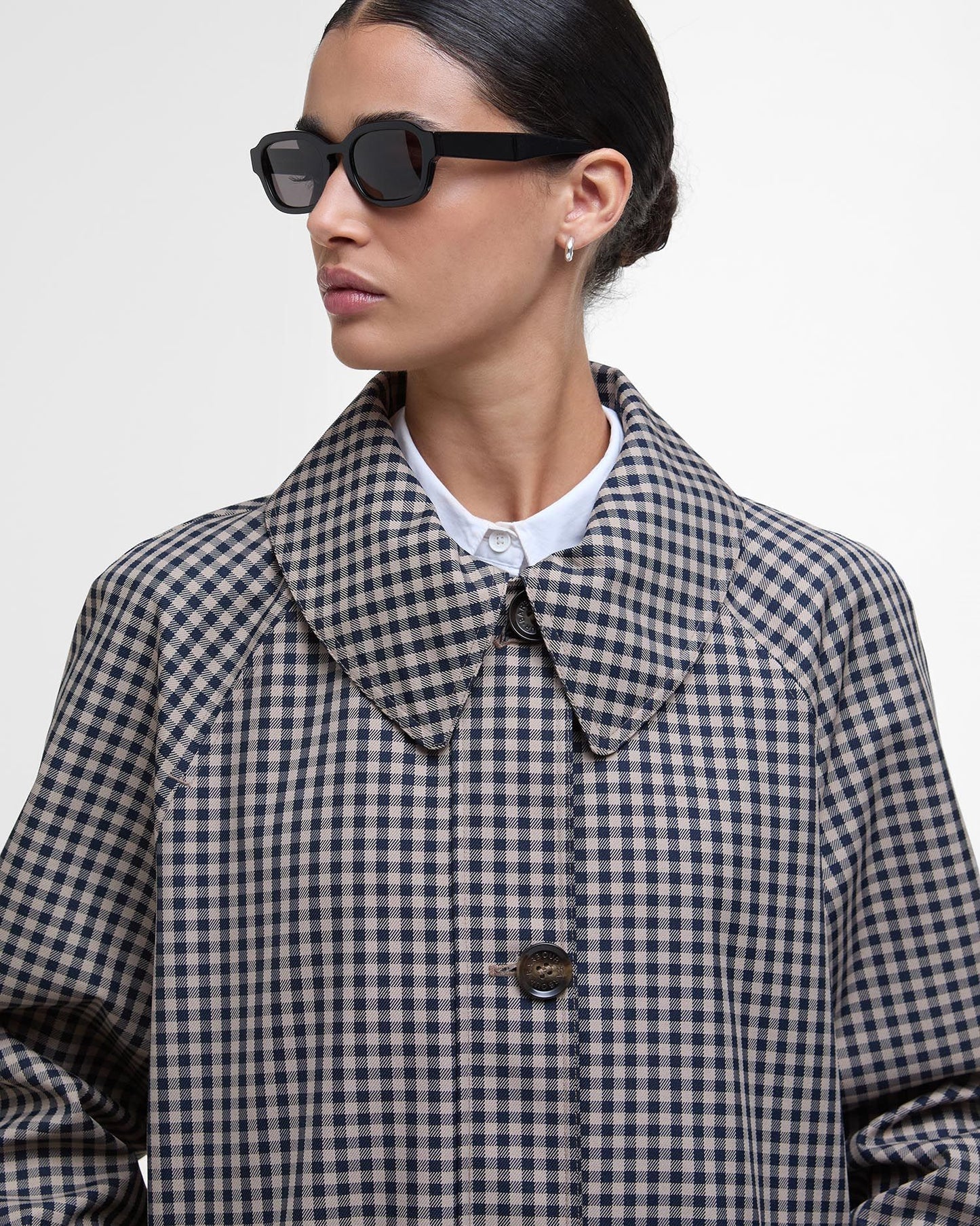 BARBOUR NADINE CHECKED SHOWERPROOF CAR COAT - NAVY/ LIGHT SAND GINGHAM