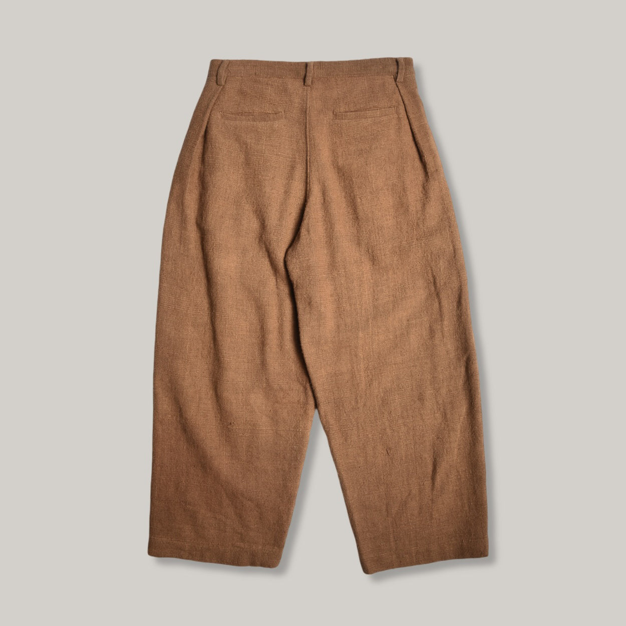 11.11 COTTON HAND LOOMED PLEATED TROUSER - FILTER COFFEE