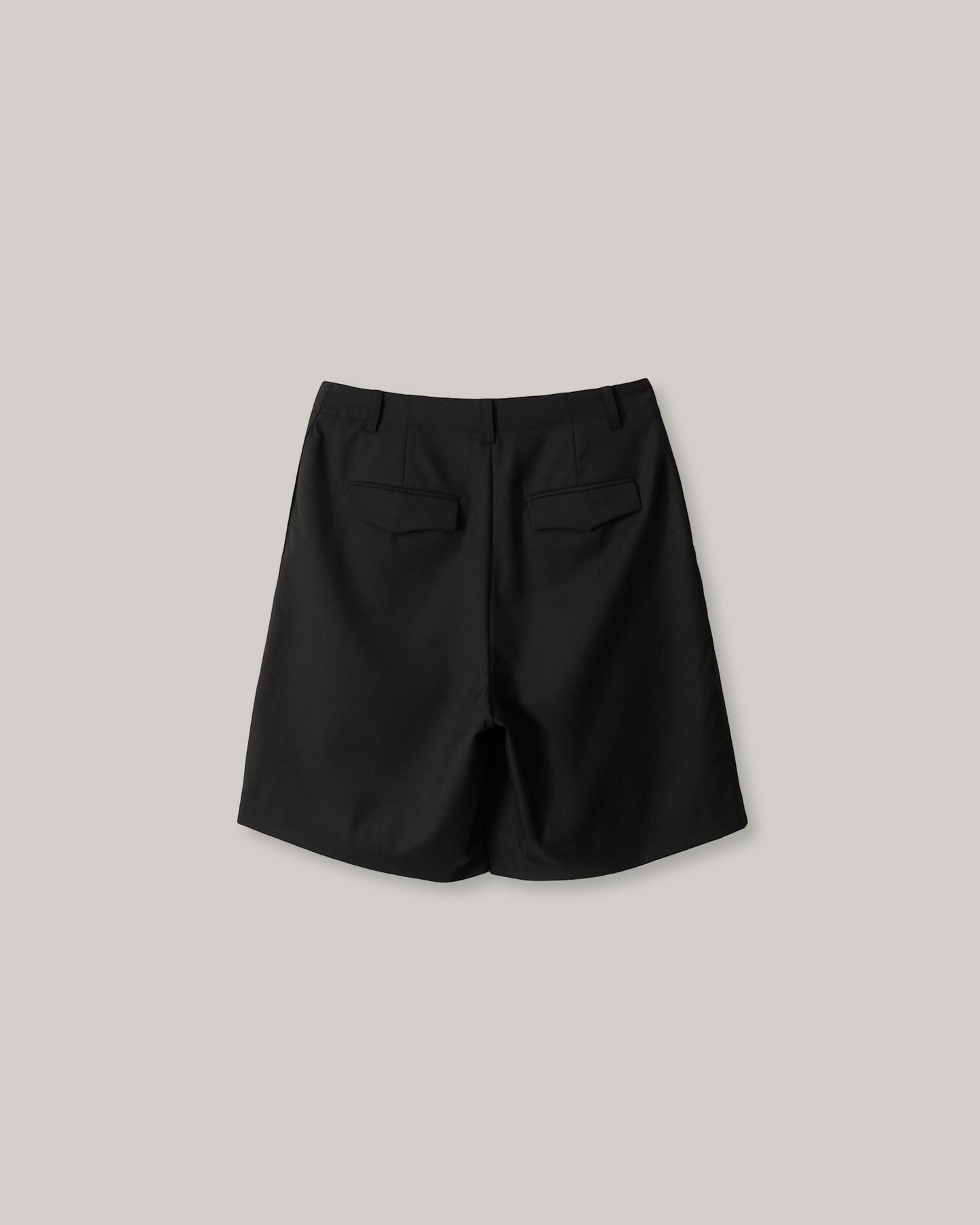 NOTHING WRITTEN SERENE TAILORED SHORTS - BLACK
