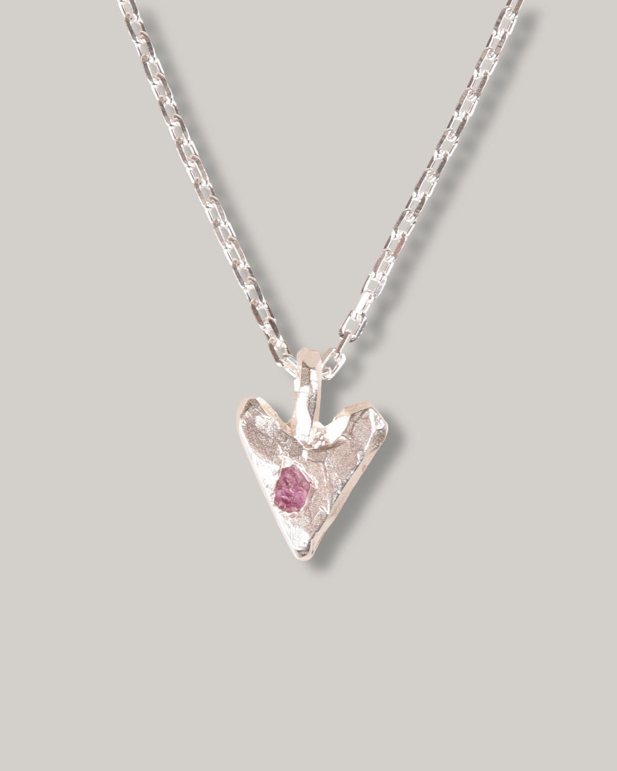 THE OUZE RAW PINK SAPPHIRE HEART NECKLACE - STERLING SILVER