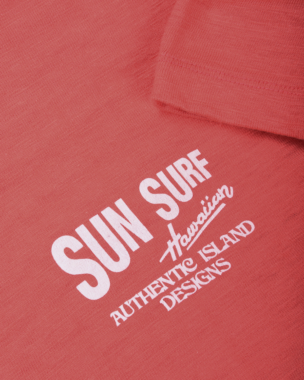 SUN SURF SLUB YARN TEE 'HATA SHOTEN LOGO' - RED