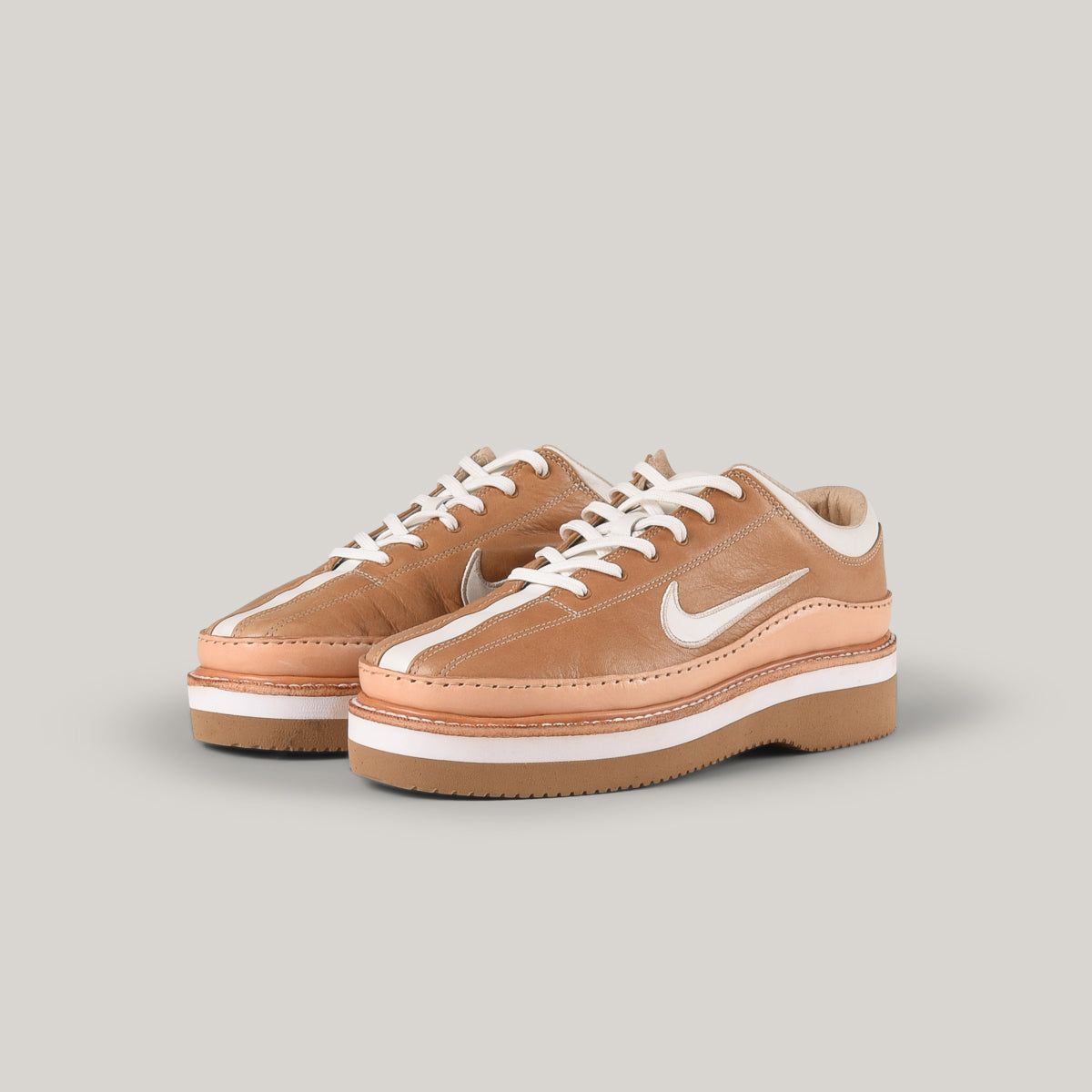 reCONSTRUCTED by SAMUEL FALZONE  - NIKE GOLF SP-3  - CAMEL/ WHITE