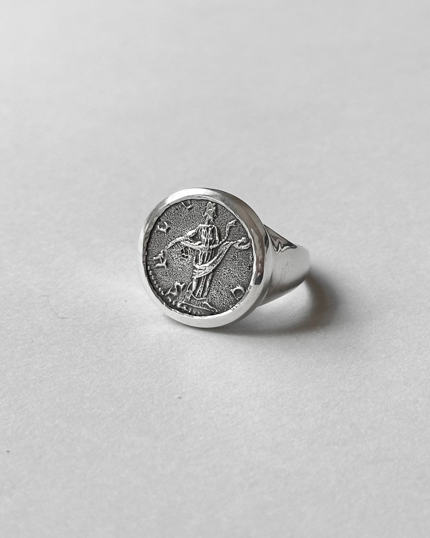 FAUST WORKSHOP SOUVENIR RING - SILVER