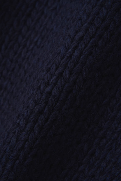 NOTHING WRITTEN WIDE V-NECK SWEATER - NAVY