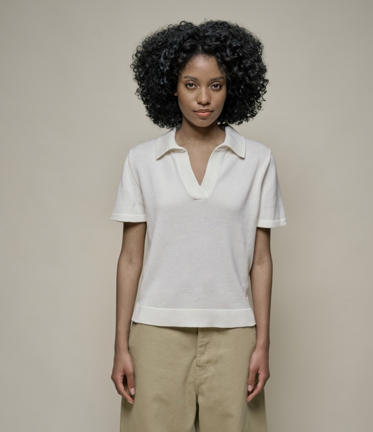 MERZ B. SCHWANEN KNITTED V-NECK SWEATER - WHITE