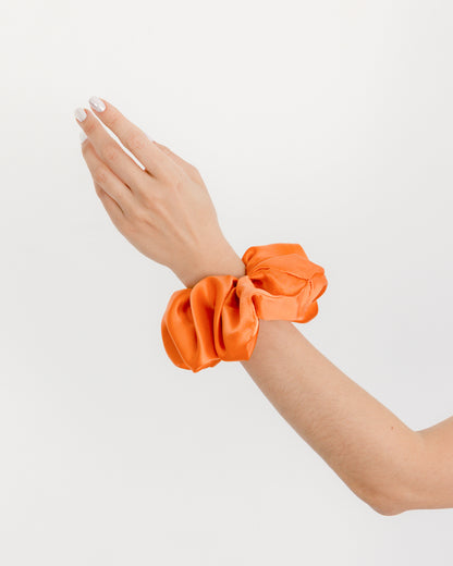 A BRONZE AGE - SILK SCRUNCHIE - ORANGE