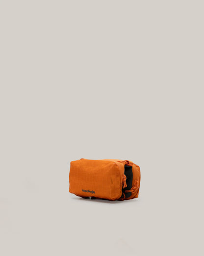 TOPOLOGIE MINI BOTTLE SACOCHE BURN ORANGE GLAZE RIPSTOP
