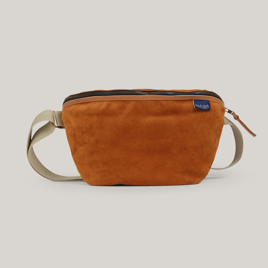 BLEU DE CHAUFFE NEW BEAT XL BELT BAG - OCHRE SUEDE