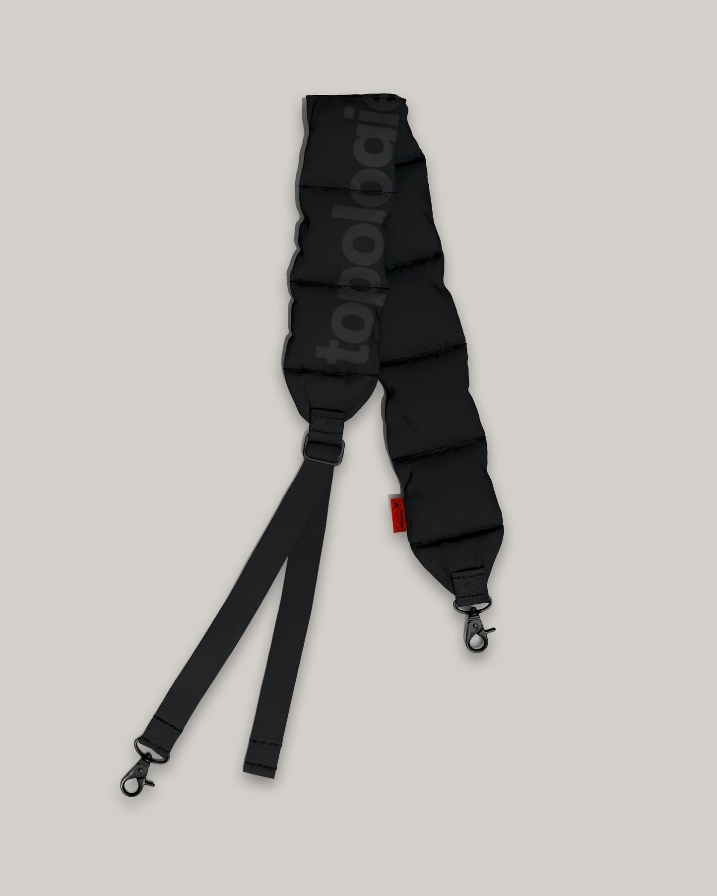 TOPOLOGIE PUFFER STRAP BLACK TECH SATEEN