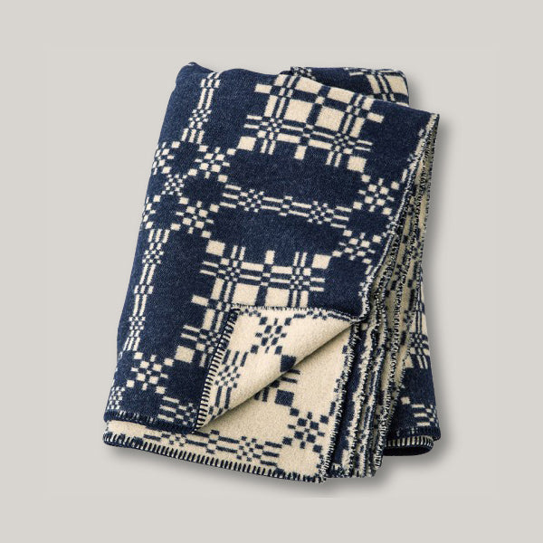 BASSHU WOOL BLANKET - JACQUARD NAVY – Pickings and Parry